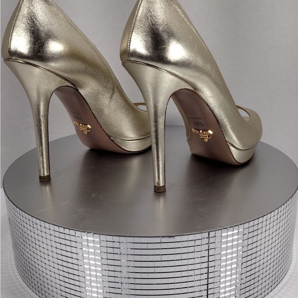 Prada Women's Gold Peep-Toe Heels pre owned Exellent condition size 8.5 - Picture 15 of 15